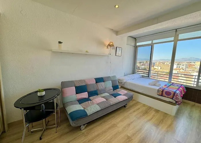 Estudio En El Centro De * Alicante